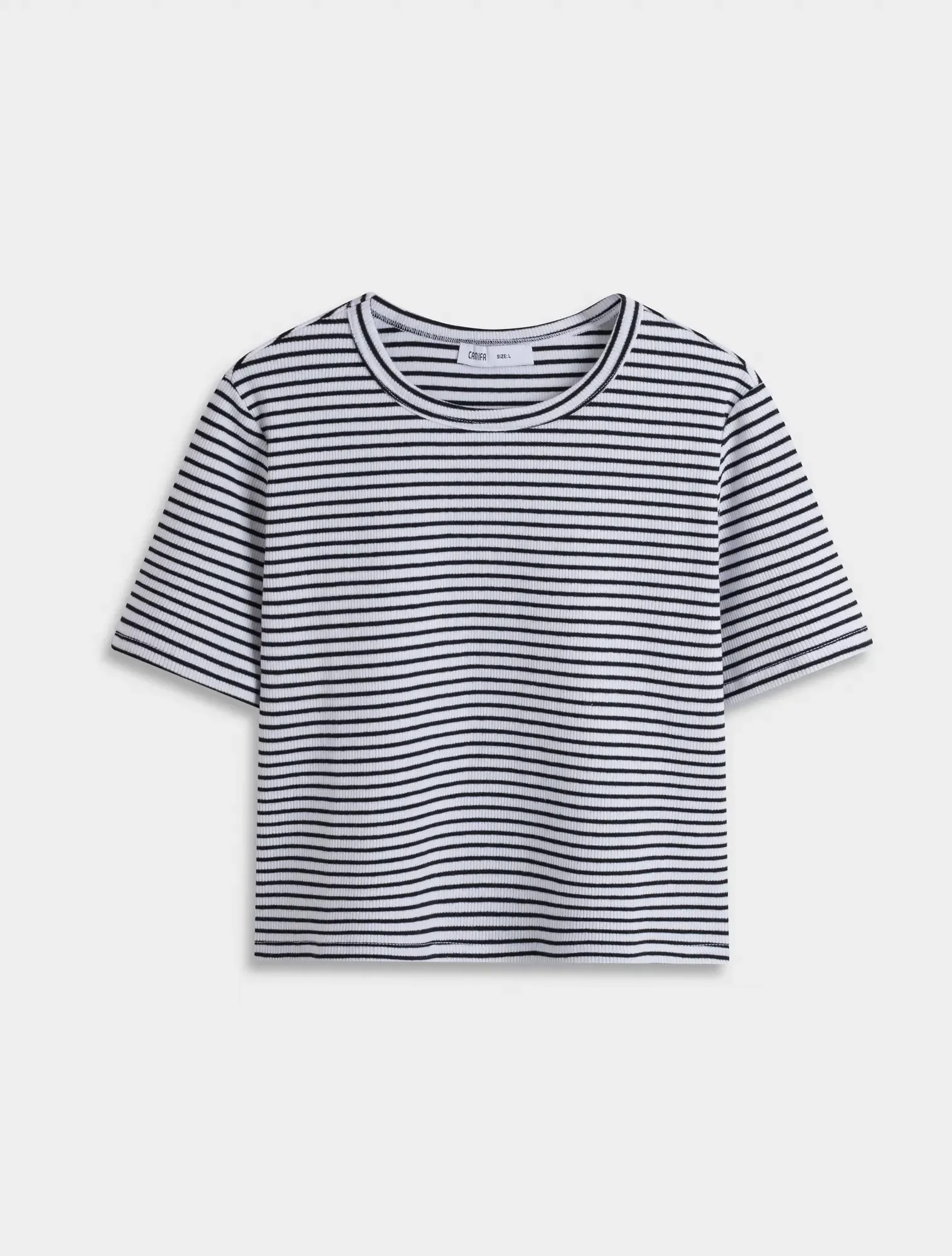 Áo phông croptop nữ hoạ tiết kẻ - Ảnh 7